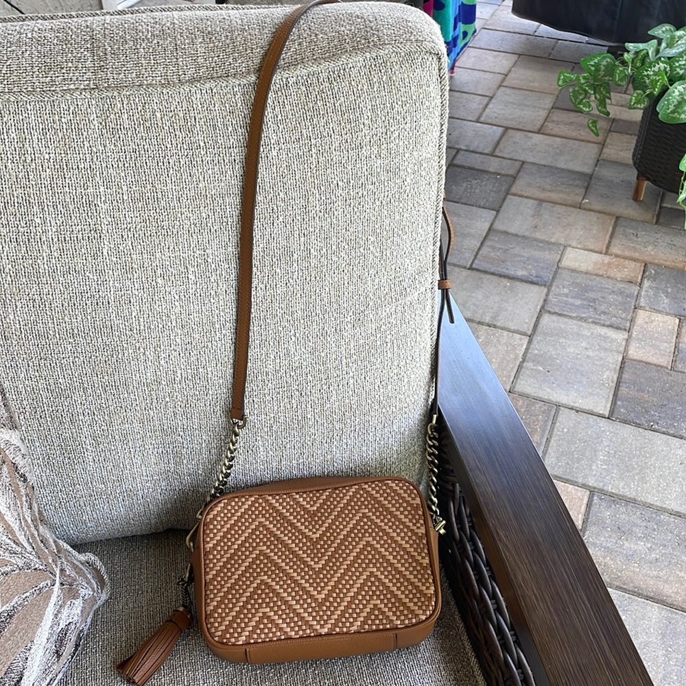 🔥🔥 Michael Kors crossbody NEVER USED 🔥🔥